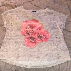 Nicole Miller size XL peony blossom gray shirt